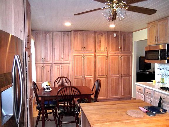 4th image of 13786 Wayside Dr