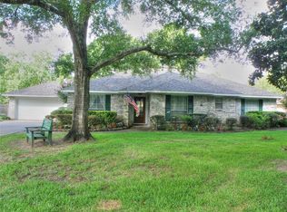 906 Rigel St, Friendswood, TX 77546