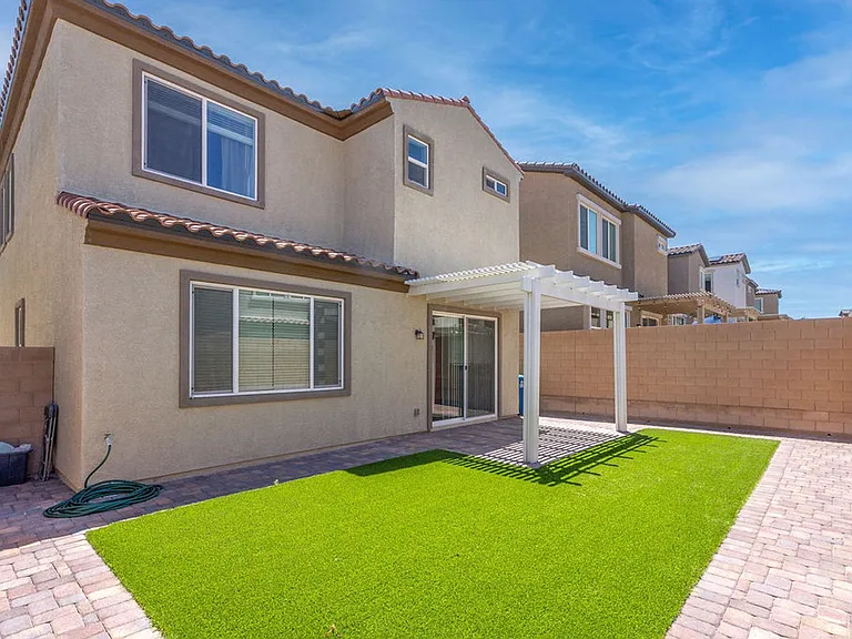 10620 Carnes Ave — Photo 42