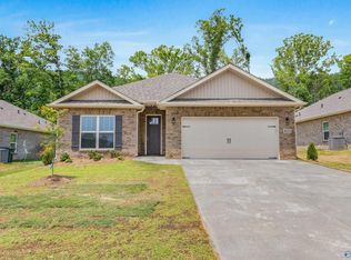 4028 Rockland Cir SE, Owens Cross Roads, AL 35763