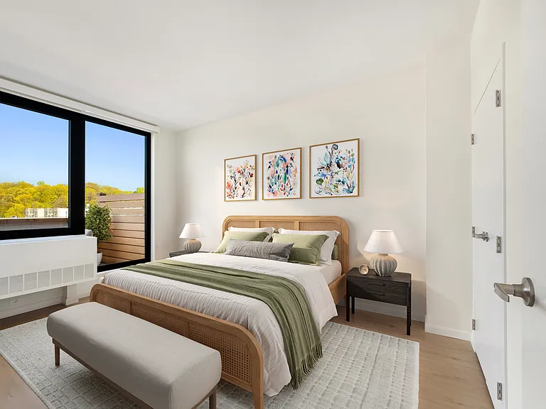 4778 Broadway #10E — Photo 3