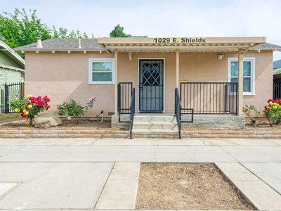 1029 E Shields Ave, Fresno, CA, 93704
