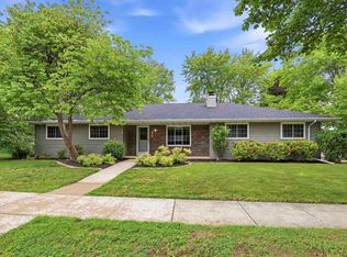 2900 E Lourdes Dr, Appleton, WI 54915