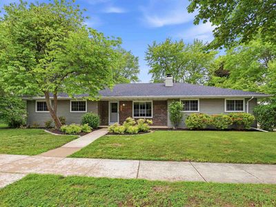 2900 E Lourdes Dr, Appleton, WI, 54915