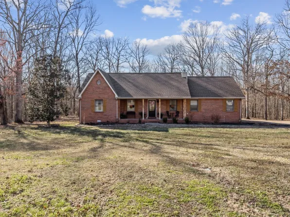 818 Oakland Dr, New Johnsonville, TN 37134