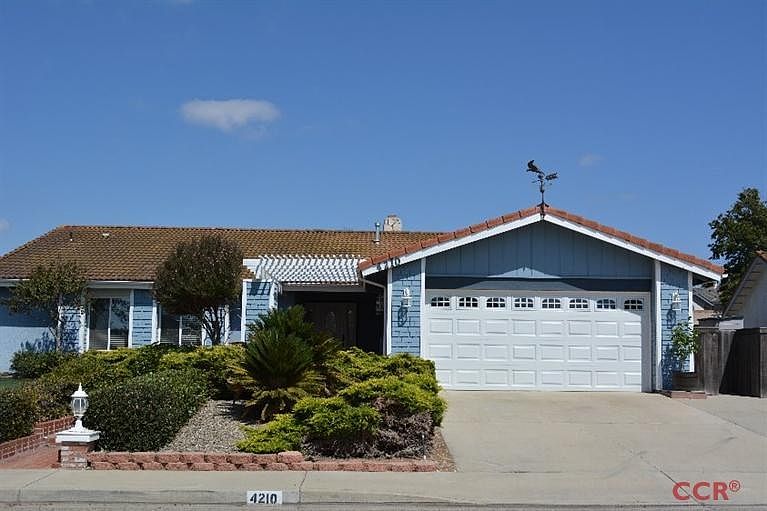 4210 Wisteria