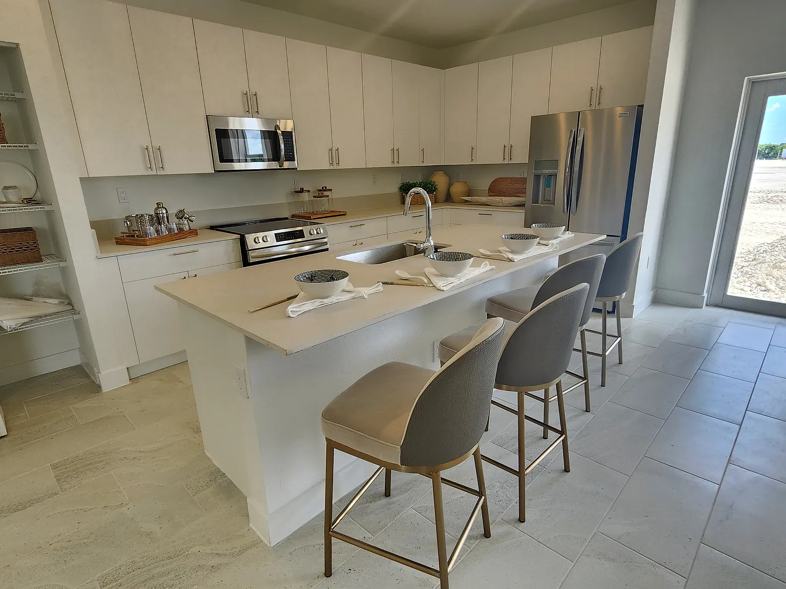 3 bed, 3105 sqft, $3,000 — Photo 4