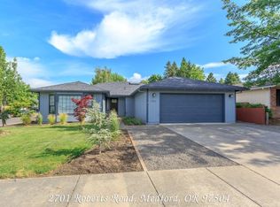 2701 Roberts Rd, Medford, OR 97504