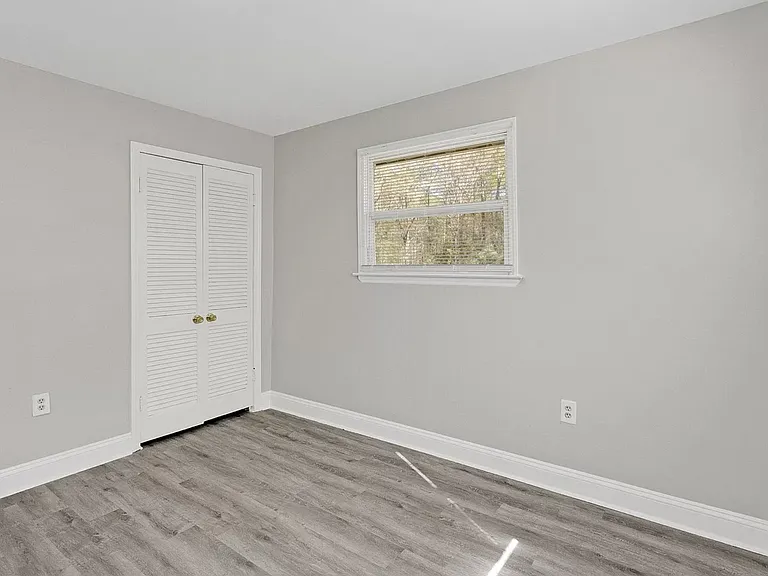 611 Gardner St — Photo 18