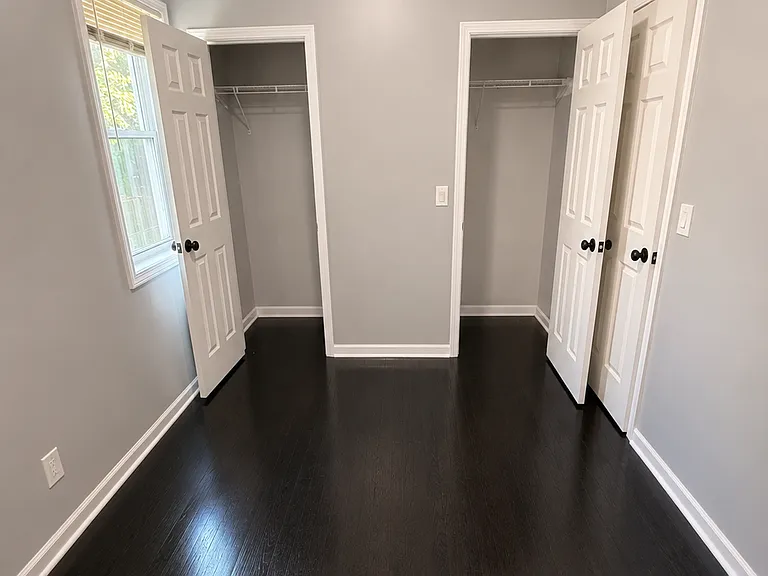 5617 S Lafayette Ave — Photo 20