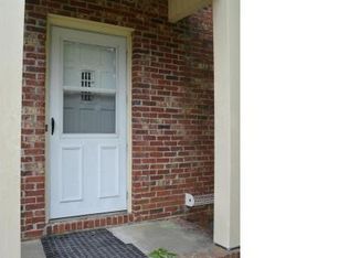 2929 Peacock St, Hope Mills, NC 28348