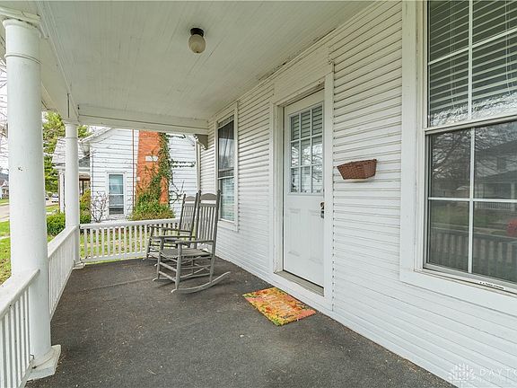 5th image of 224 Gordon St
