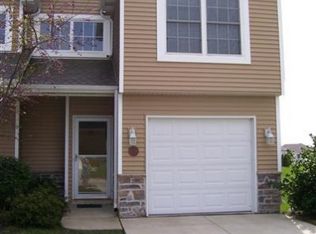 1741 E 105th Pl, Crown Pt, IN 46307