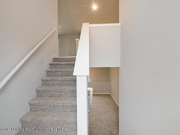 2nd image of 4382 Sunset Dr