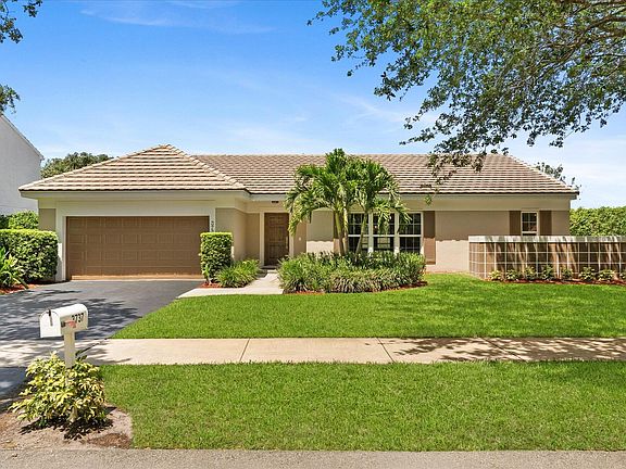 2nd image of 3737 Satin Leaf Court