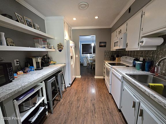 4th image of 107 Keystone Hills Rd APT 404