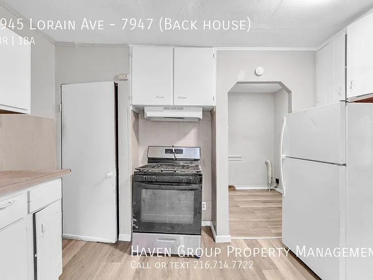 7945 Lorain Ave #7947 — Photo 8