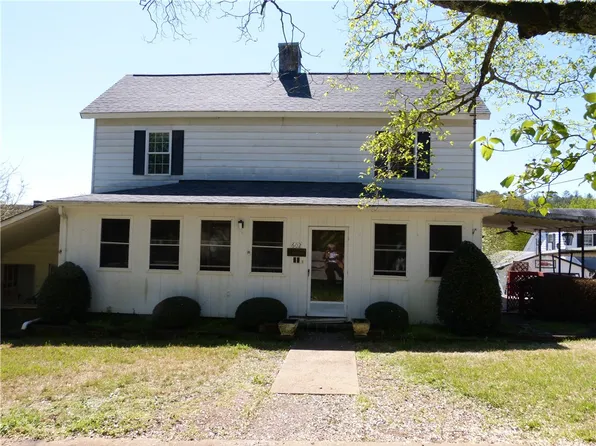 602 Broadway St, Newry, SC 29665