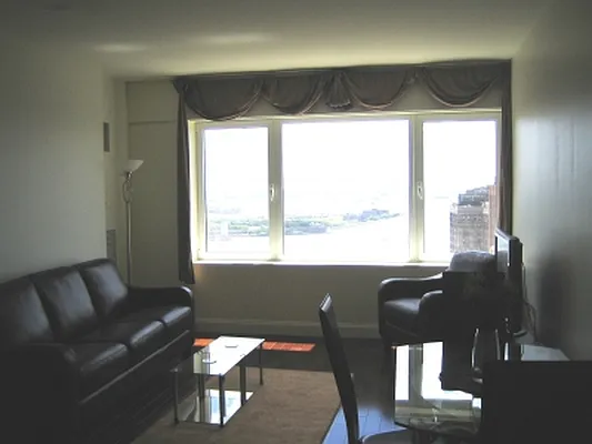 Rented by Citi Habitats | media 16