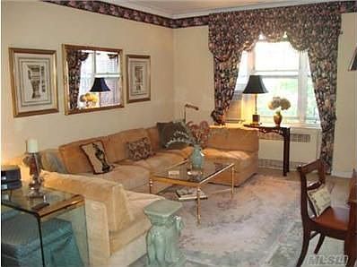 3rd image of 11250 78th Ave APT 3K