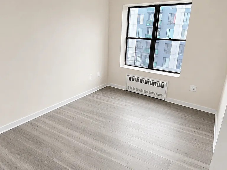 10422 Northern Blvd #4F — Photo 3