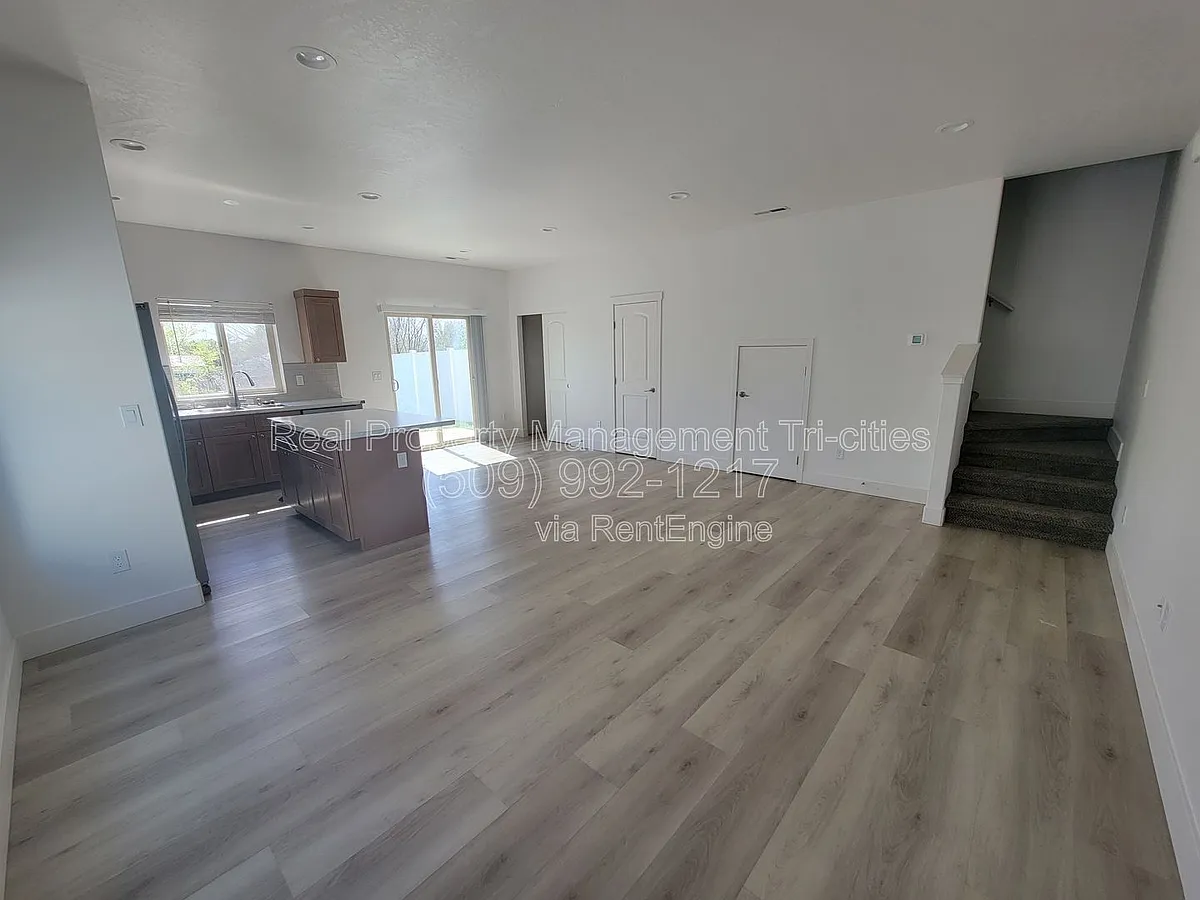 Building Photo - 6708 Dradie Pl