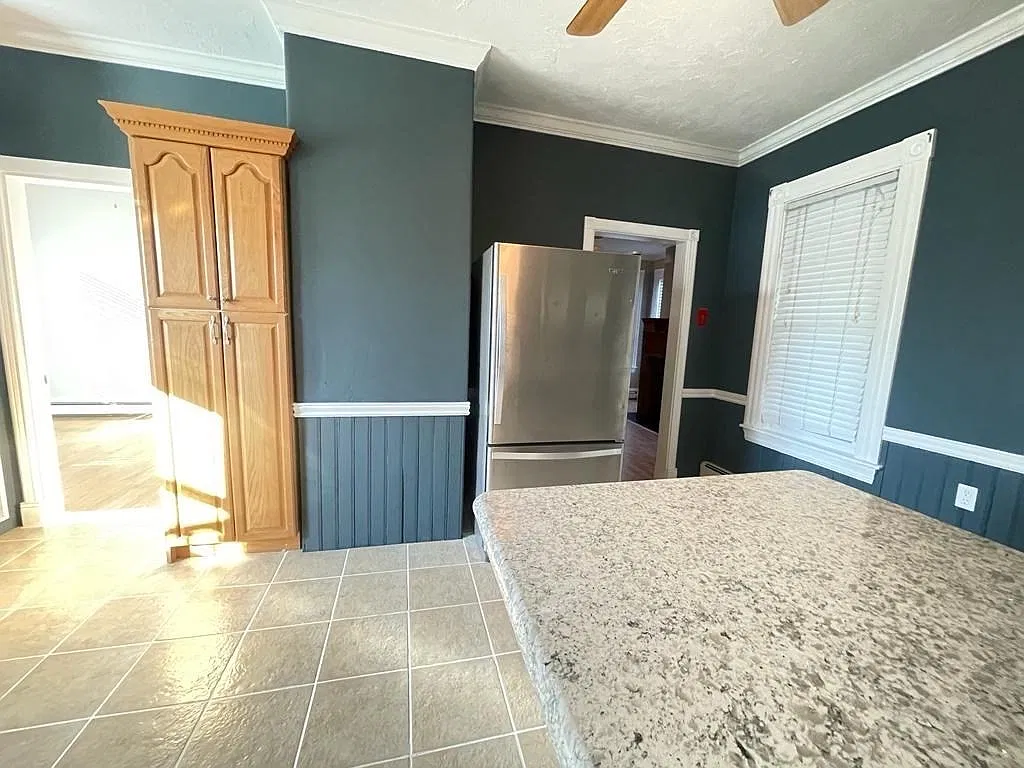 2 bed, 1.0 bath, 1380 sqft, $2,800 — Photo 4