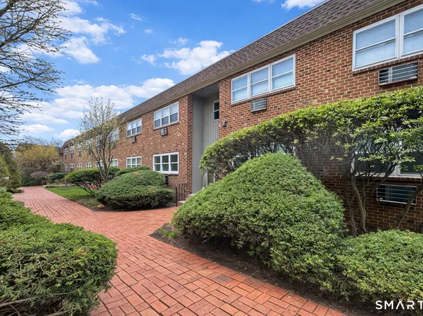 637 Cove Rd Unit A15, Stamford, CT 06902