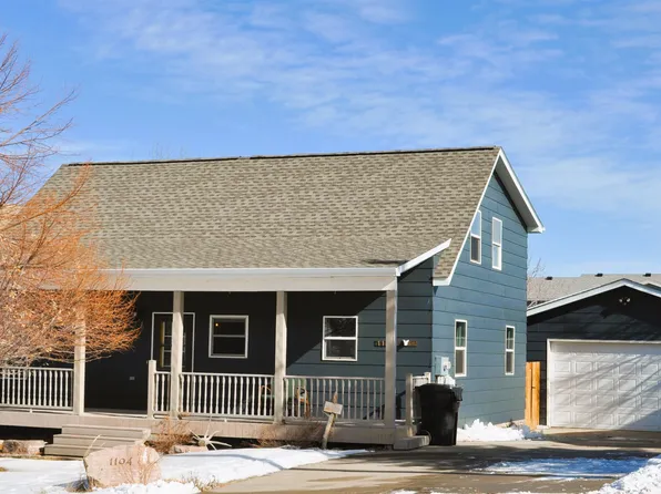 1104 S 35th St, Spearfish, SD 57783