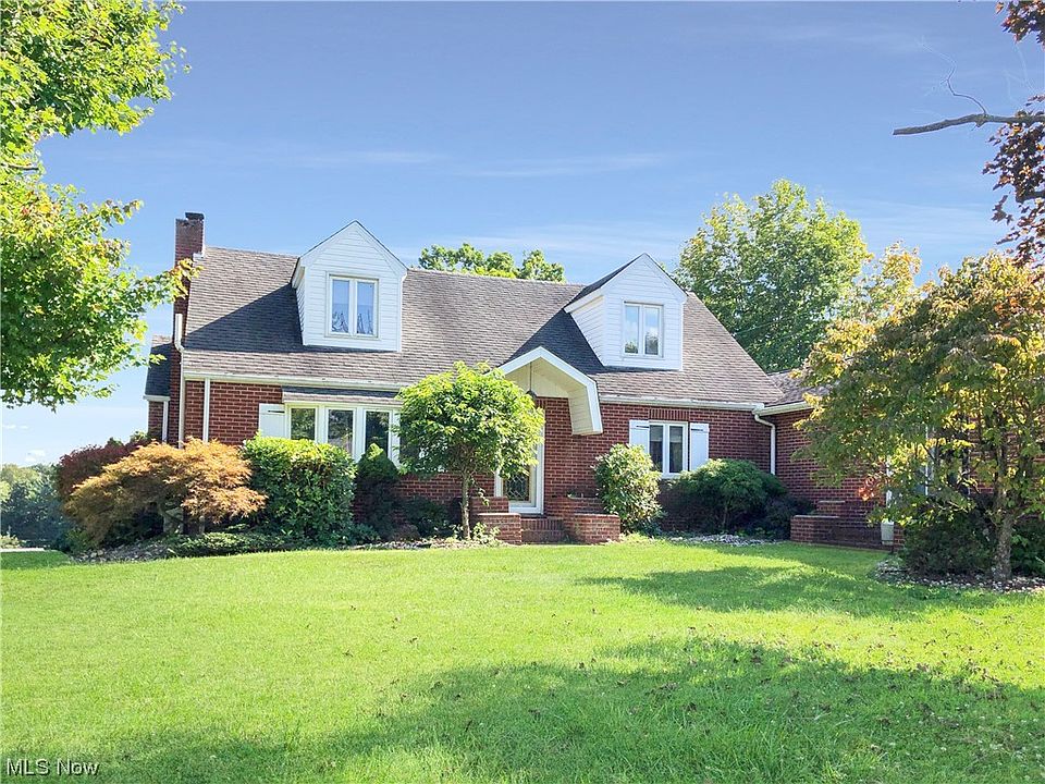 1st image of 29 Overlook Dr