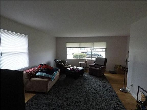 3rd image of 1307 Garfield Ave
