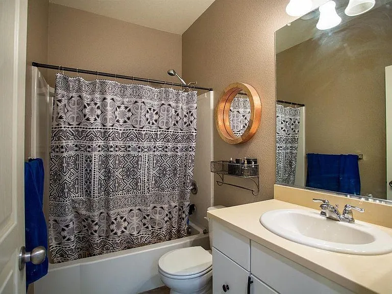 6616 E Atchison St — Photo 8