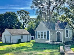 1909 Riverside Dr, Lake Station, IN 46405