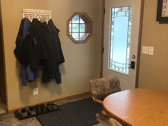 Front door into kitchen
