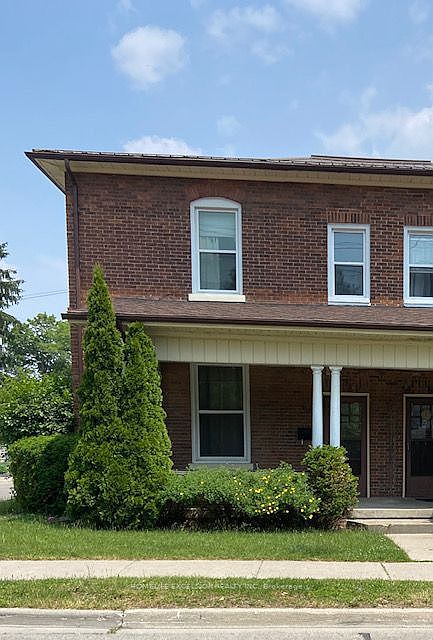 2nd image of 54 Wellington St