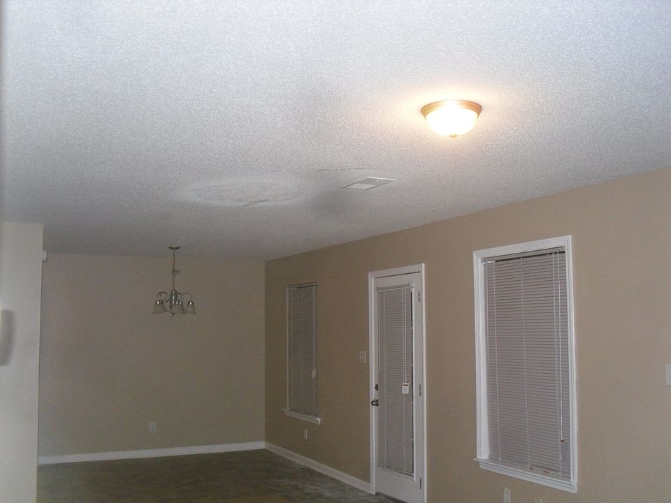 2nd image of 4662 Christyshire Dr
