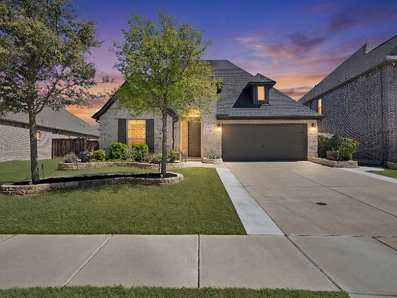 2nd image of 808 Knoxbridge Rd