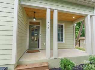 204 Maple Ave, Marion, NC 28752