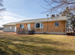 6466 E Husking Peg Rd, Chana, IL 61015