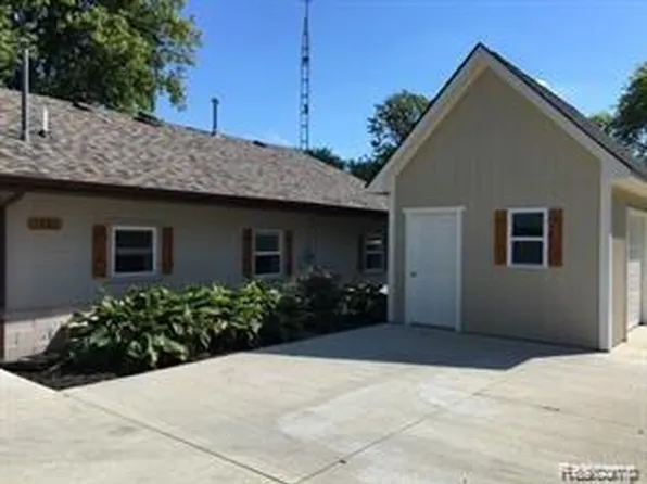 1021 Tamara Dr, Gregory, MI 48137