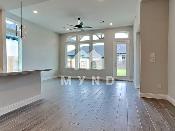5th image of 6423 Pomegranate Blossom Dr
