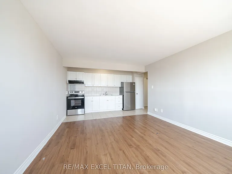 468 Ottawa St N #334D — Photo 8