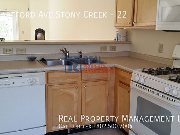 3rd image of 2680 Hartford Ave Unit 22