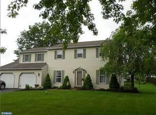 410 Yoder Rd, Harleysville, PA 19438