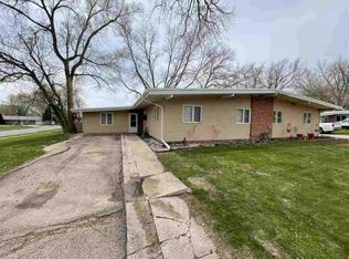 1584 Harrington Loop W, Sergeant Bluff, IA 51054