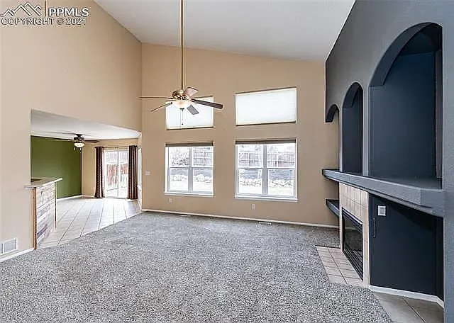 3 bed, 2.5 bath, 2088 sqft, $2,700 — Photo 4