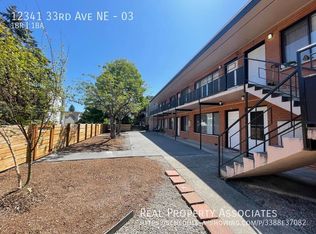 12341 33rd Ave NE APT 3, Seattle, WA 98125