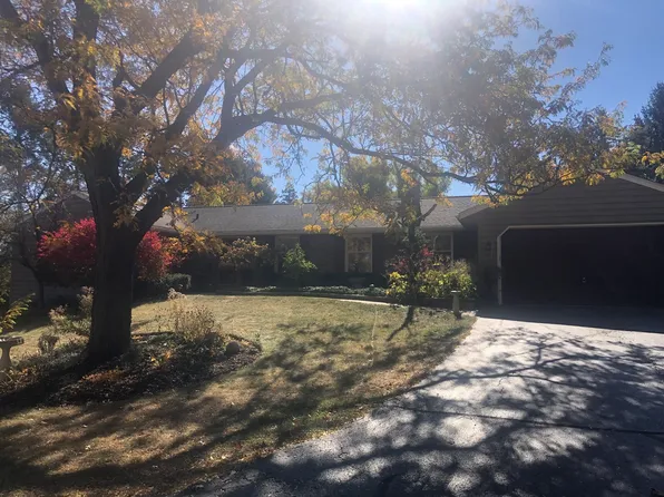 (undisclosed Address), Woodstock, IL 60098