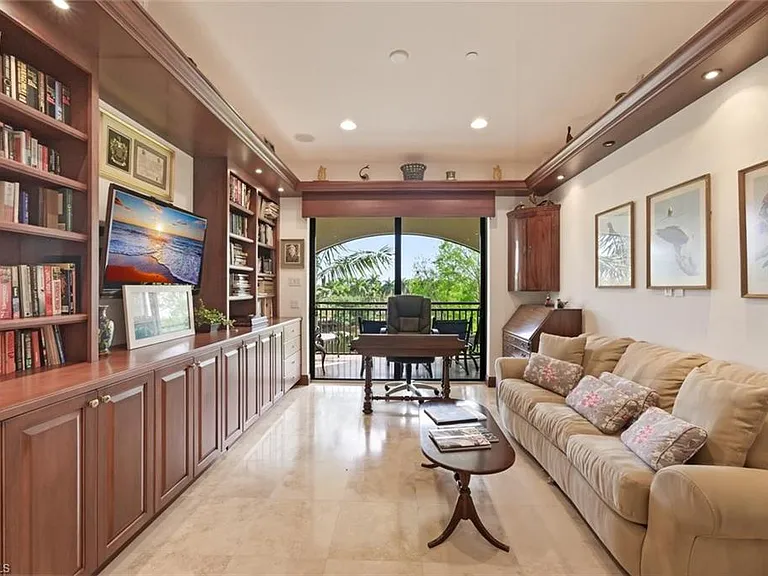 2538 Marquesa Royale Ln #Penthouse 5-301 — Photo 26