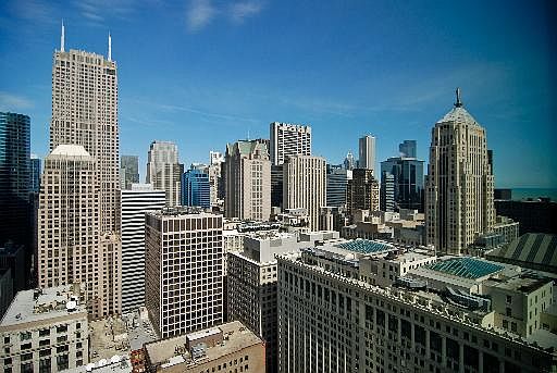 5th image of 235 W Van Buren St #2818
